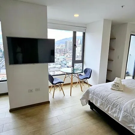Suite De Lujo Tipo Estudio- Piso9 - La Carolina